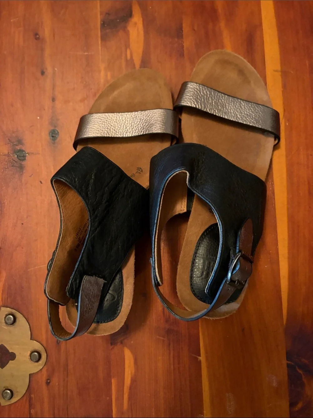 Sofft Women's Black and Metallic Brown Two-Strap Comfort Sandals